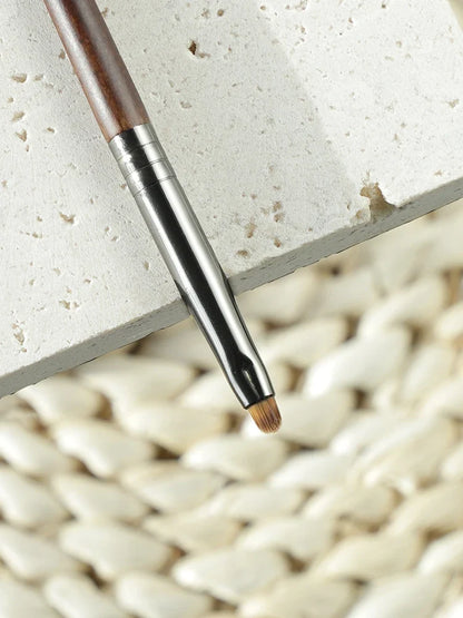Makeup Lip Brush Fashion Lipstick Concealer Brush Professional Makeup Tool for Lip Liner Gloss kit pincel maquiagem