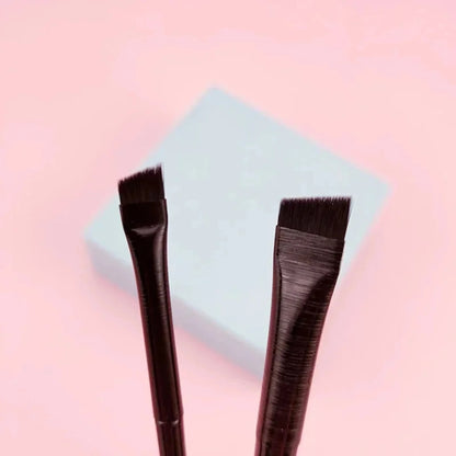 New 1pcs Eyebrow Contour Brush Blade Eyeliner Brush Portable Small Angle Horizontal Silkworm Brush Female Makeup Tool